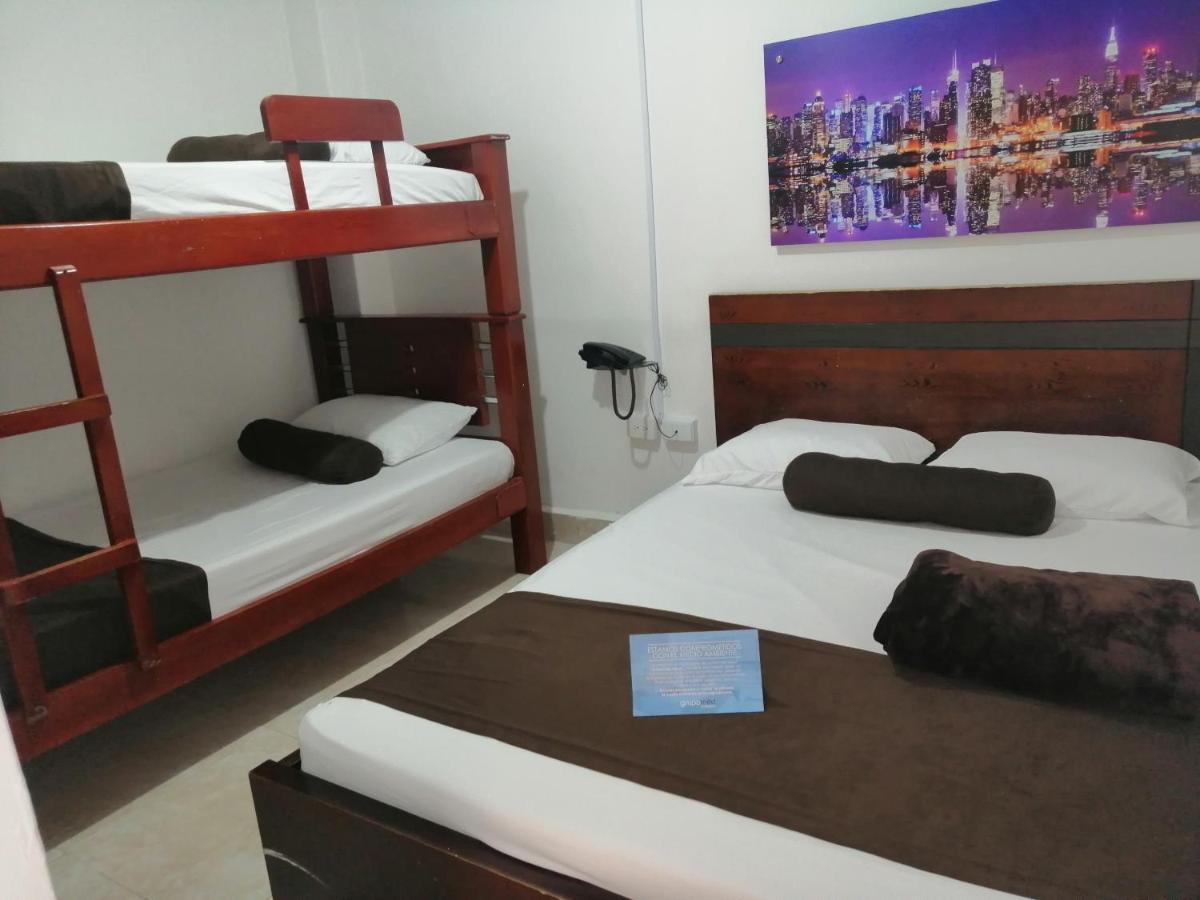Hotel Sol Del Estadio Medellín Buitenkant foto