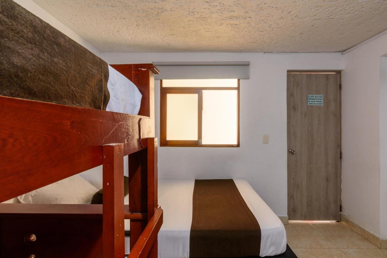 Hotel Sol Del Estadio Medellín Buitenkant foto