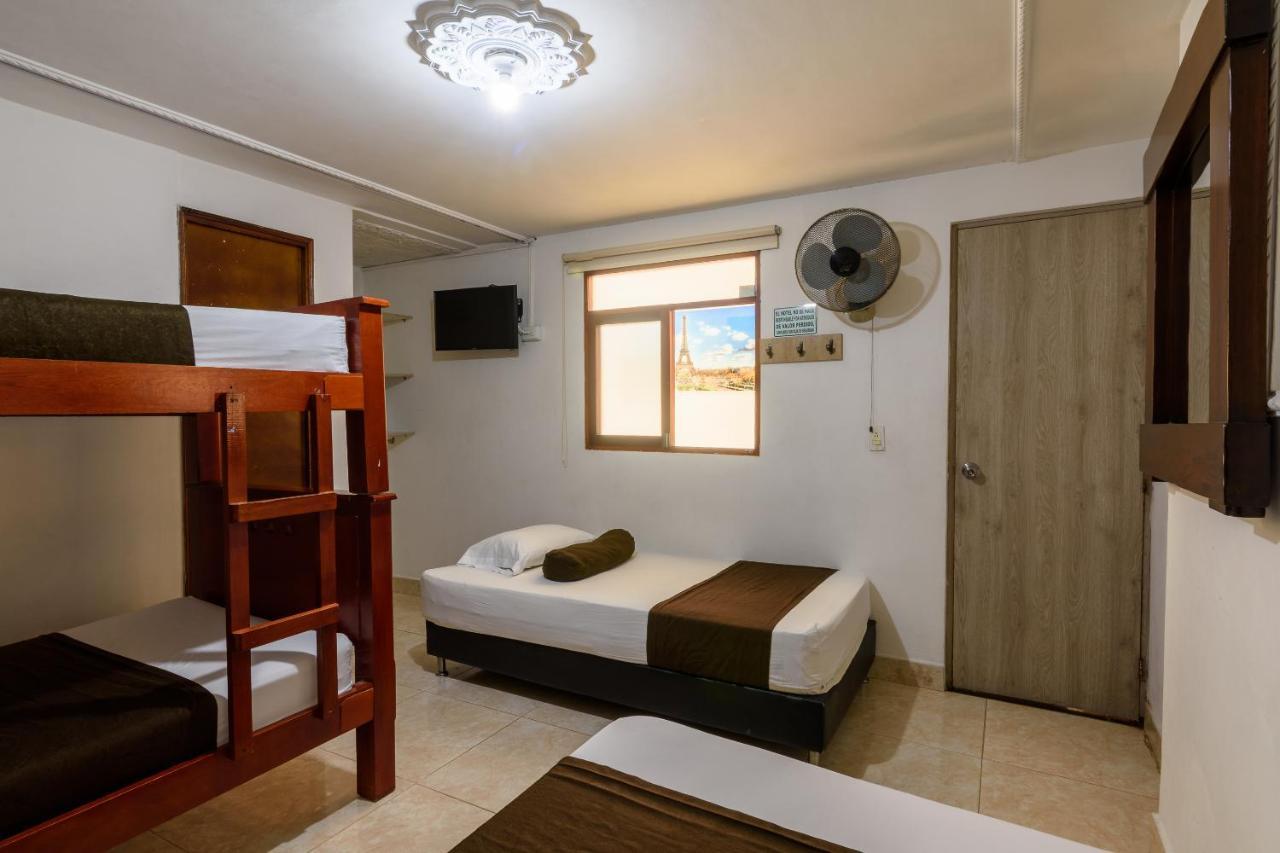 Hotel Sol Del Estadio Medellín Buitenkant foto